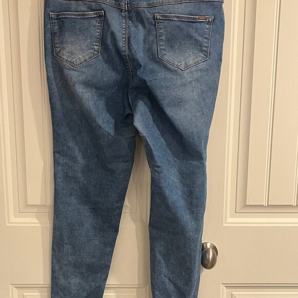 Kraus Women's Mid-Rise Skinny Jeans - Size 14 - Picture 2 of 9